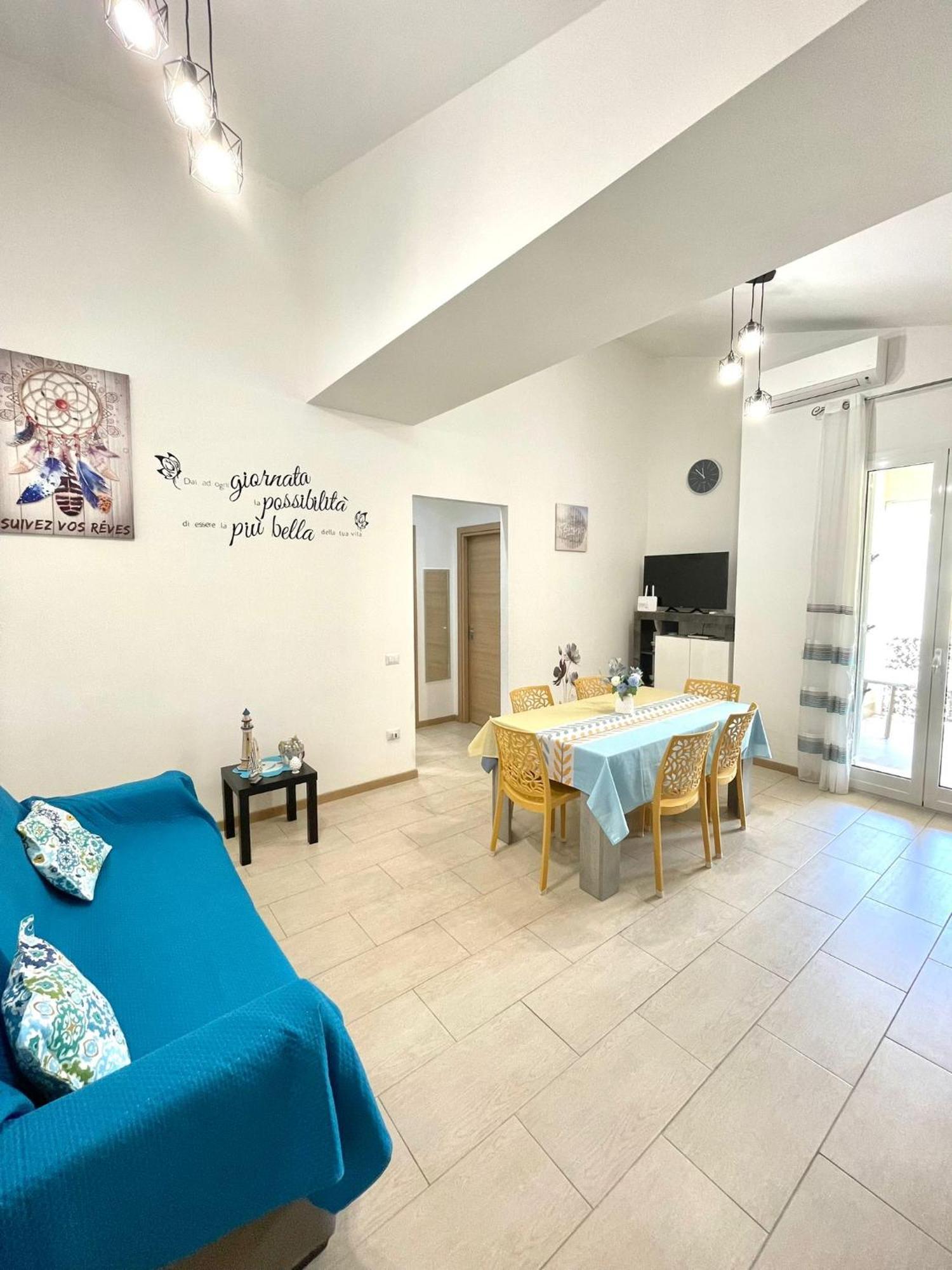 Casa Vacanza "Fortuna" 巴莱斯特拉泰 外观 照片